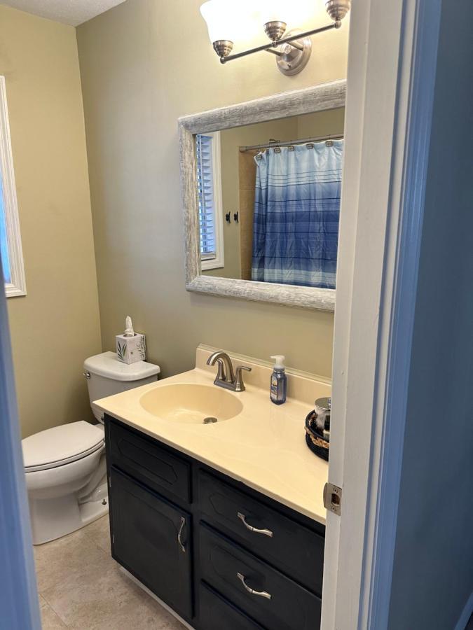 Вилла Cozy, Lake Lanier Property With Amazing Views Доусонвилл Экстерьер фото